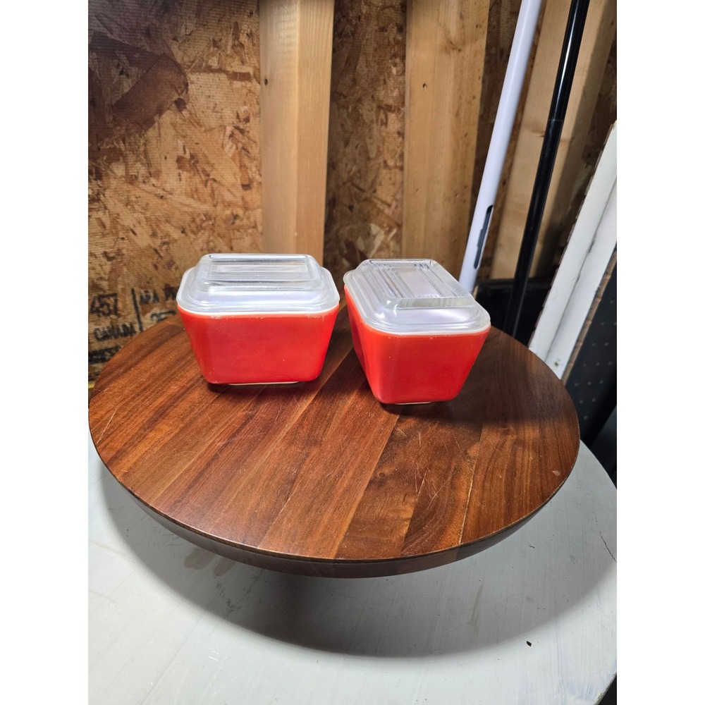 Vintage Pyrex Refrigerator Dishes 501 with Lids Set of 2 Mid Century Modern